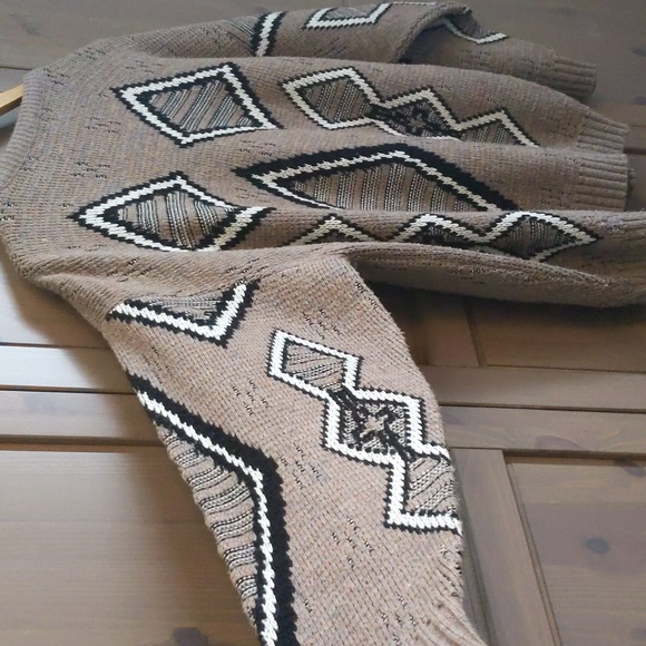 Vintage geometric wool-blend sweater - Picture 3 of 8